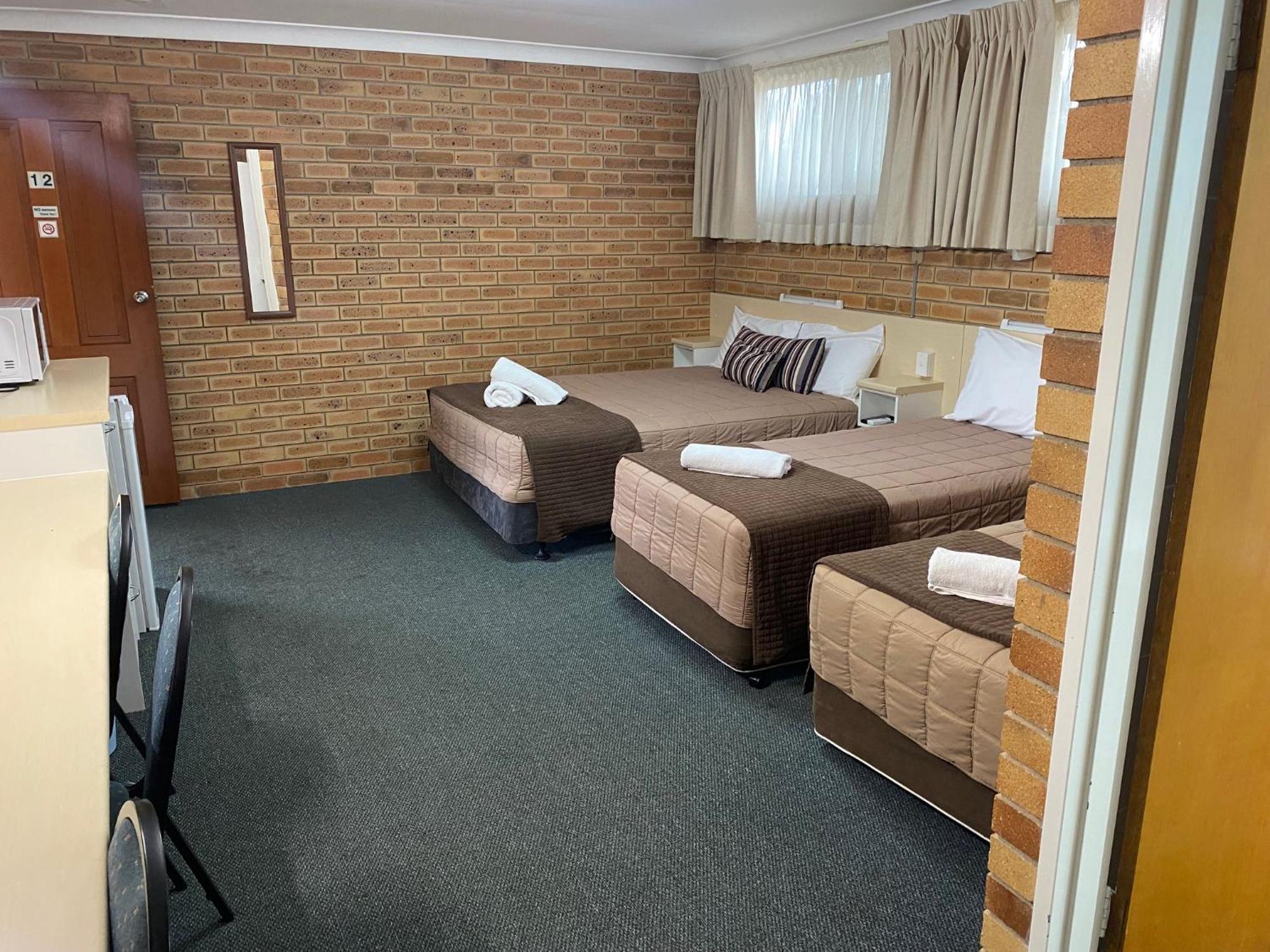 Buckaroo Motor Inn Warwick Esterno foto